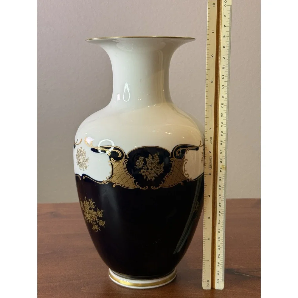 Vintage Echt Kobalt Vase Made in German DR Floral Motif Blue White Gold 11